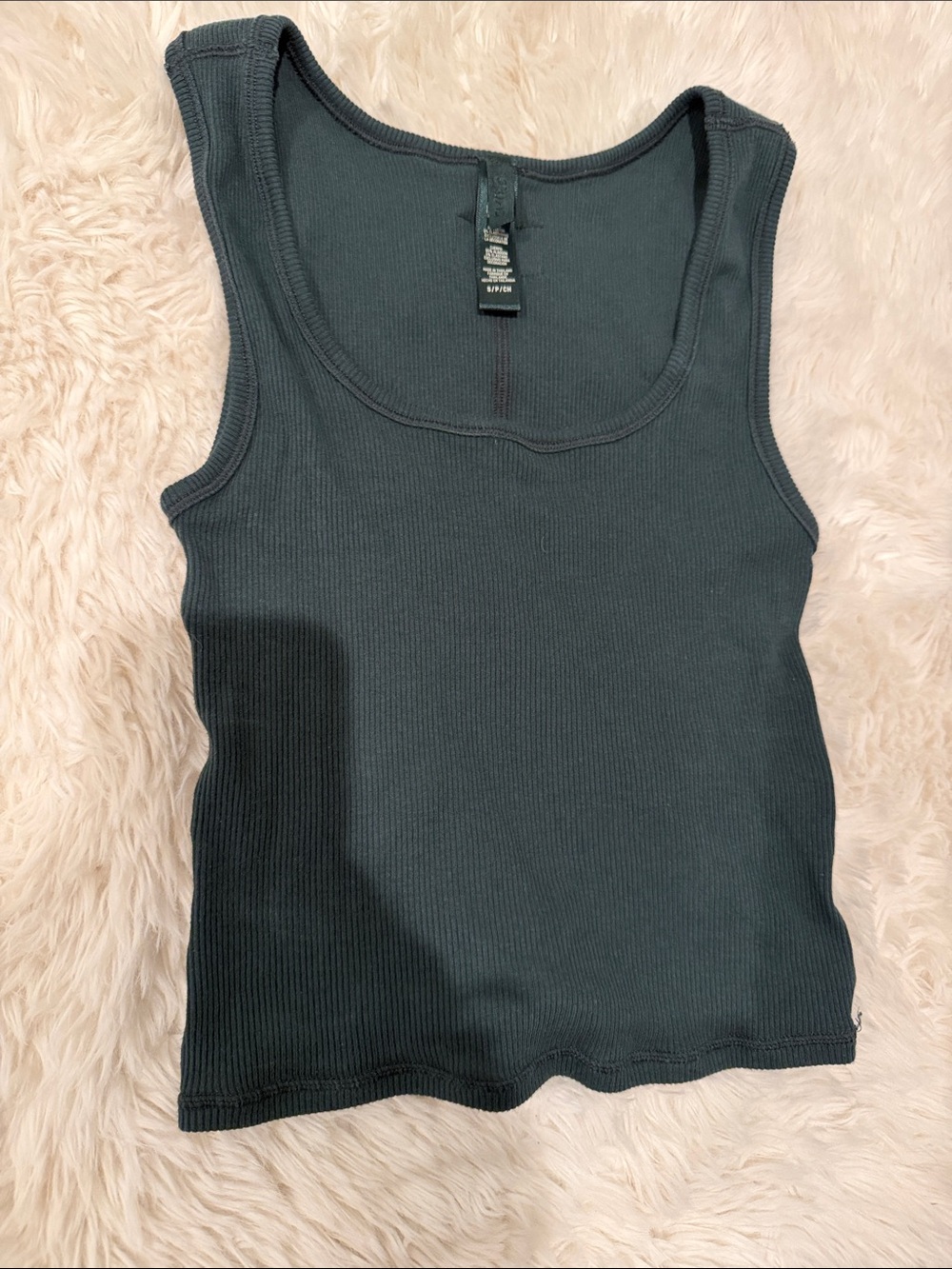 SKIMS Ribbed Scoop Tank Top - Forest Green
